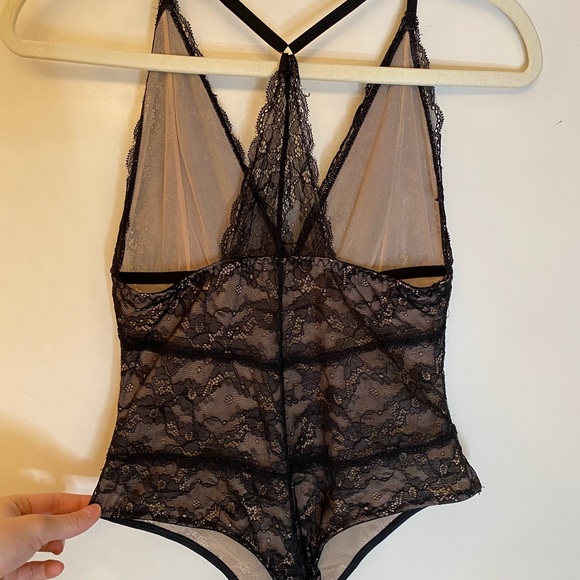 Lace bodysuit - Picture 4 of 5